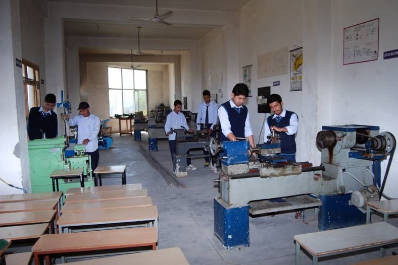 TR Abhilashi Memorial Institute of Engineering and Technology Mandi Workshop photo 2